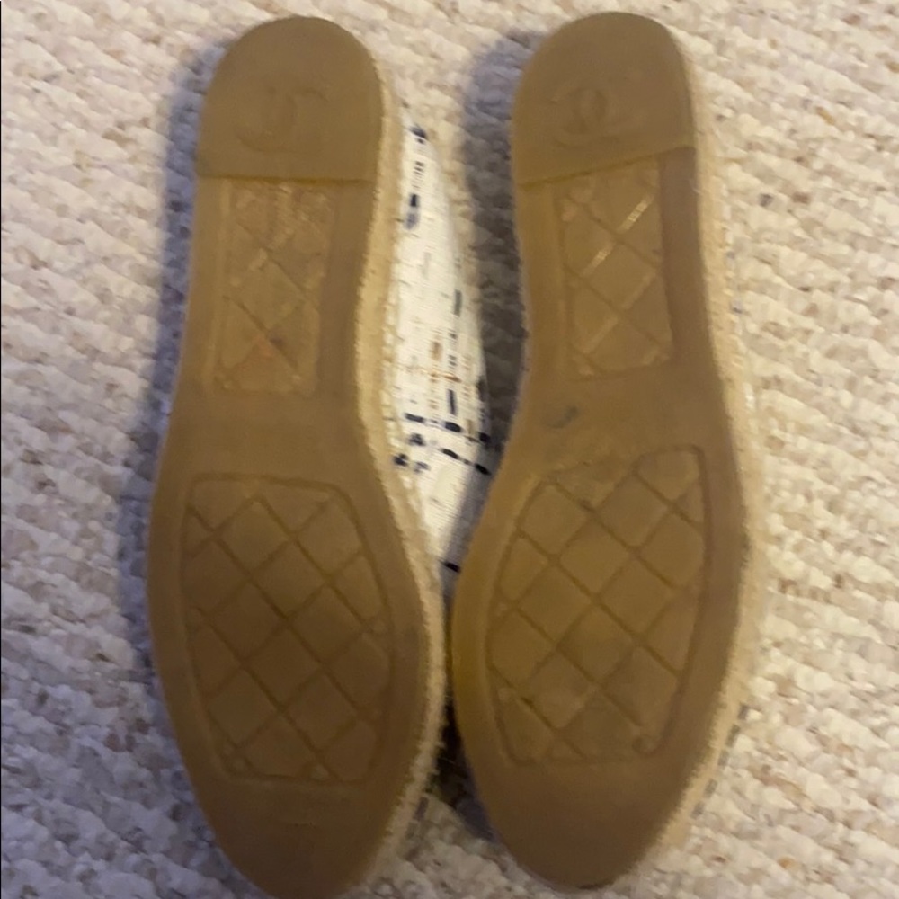 Chanel shoes - Picture 2 of 2